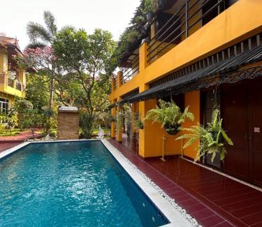 Wat Ket House | Discover Lamduan Boutique Homestay: Oceanfront Retreat Awaits