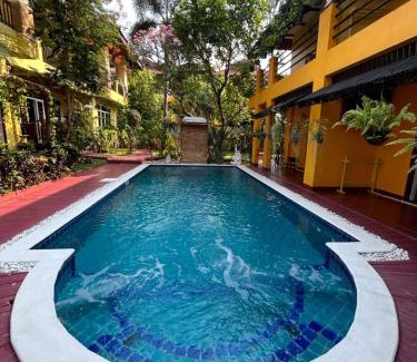 Wat Ket House | Discover Lamduan Boutique Homestay: Oceanfront Retreat Awaits