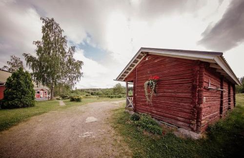 Joutsa Bed & Breakfast | Discover Lamminmäen Juhla ja Peti: Family & Pet Friendly Escape