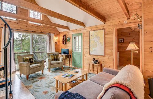 Lamoine House | Cozy Lamoine Cabin with Deck Near Acadia National Park