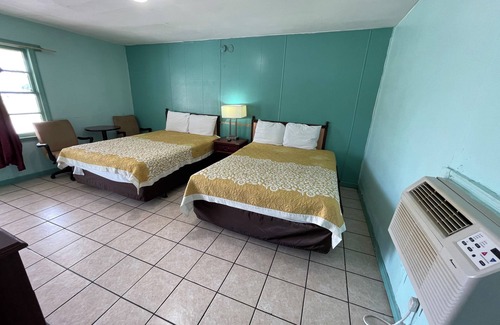 Childersburg Hotel | Explore Lamplighter Inn: Family-Friendly with Breakfast