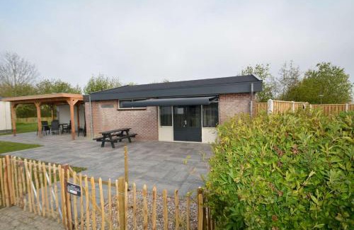 Serooskerke House | Explore Lamsoor: Pet-Friendly Haven with High Guest Ratings