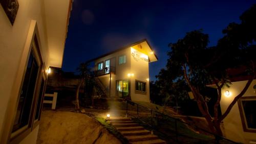 Mae Rim Resort | Relax at Lamtam Maesa Resort: Family & Pet-Friendly Retreat