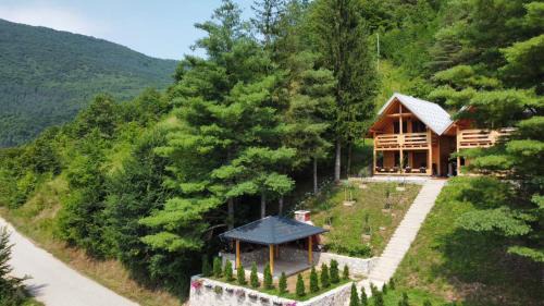 Republika Srpska House | Family-Friendly LAna Hotel with Guest Rating of 9.9/10