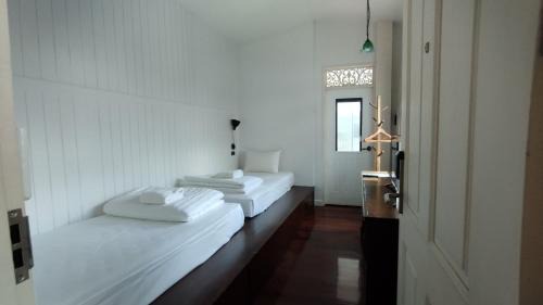 Chiang Mai Hotel | Comfortable Stay at Lana Beds & Space with Top Reviews