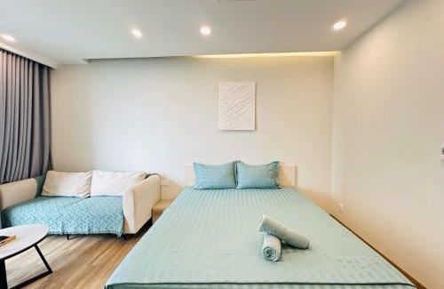 Van Giang House | Family-Friendly Retreat at Lancé House with Pool Access