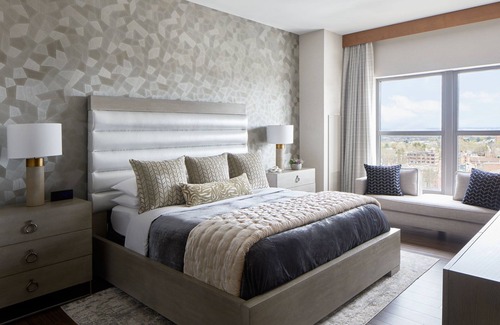 Lancaster Hotel | Discover Comfort at Lancaster Marriott with Spa & Pool