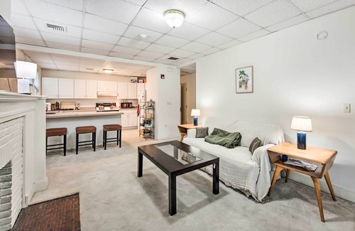 Lancaster House | Guest Rated 10/10: Lancaster Unit with Expansive Porch