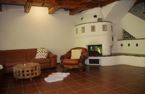 Wachenheim an der Weinstrasse House | Pet-Friendly Landhaus Ideal: Rated 9.7 by Guests