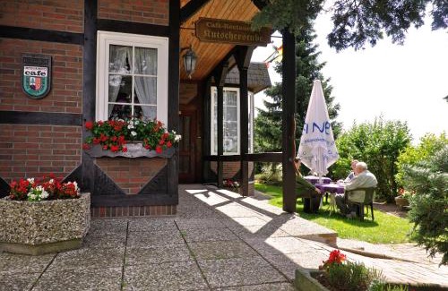 Gohlefanz Hotel | Cozy Stay at Land-gut-Hotel Landhaus Heidehof with Pets Welcome