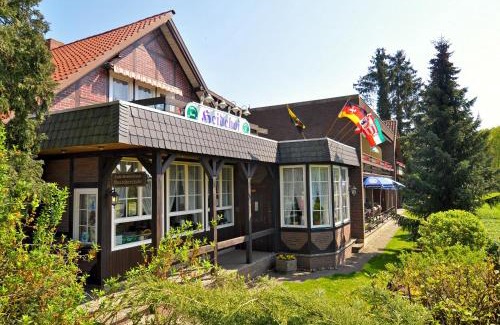 Gohlefanz Hotel | Cozy Stay at Land-gut-Hotel Landhaus Heidehof with Pets Welcome