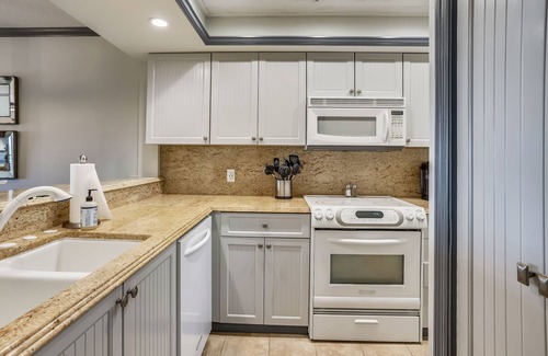 Sunset Beach Condo | Beachfront Paradise: Land's End 204 with Amazing Views