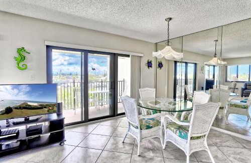 Sunset Beach House | Premier Bay Front Retreat at Land's End with Ocean Views