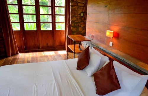 Imbulpe Bed & Breakfast | Top-Rated Landa Holiday House with Family-Friendly Amenities