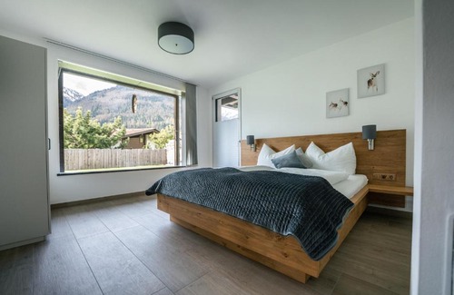 Virgen Apartment | Discover Landart-Appartements: Oceanfront Bliss Awaiting