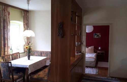 Alkoven Hotel | Cozy Landgasthaus Lehnerwirt: Oceanfront with Restaurant