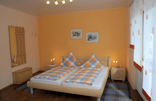 Wolframs-Eschenbach Hotel | Pet-Friendly Retreat at Landgasthaus Zum Mönchshof