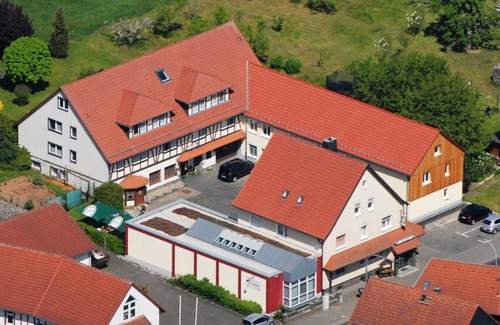 Homberg Hotel | Charming Landgasthof Fleischhauer: Pet-Friendly Retreat