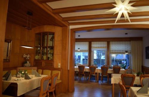 Kirchen Hotel | Guest Rated 10/10: Landgasthof Hüttenschenke Awaits You