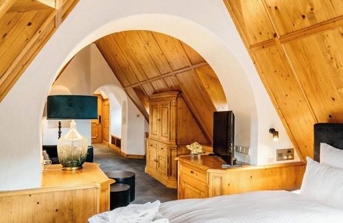 Neuhof an der Zenn Hotel | Discover Comfort at Landgasthof Hotel Riesengebirge