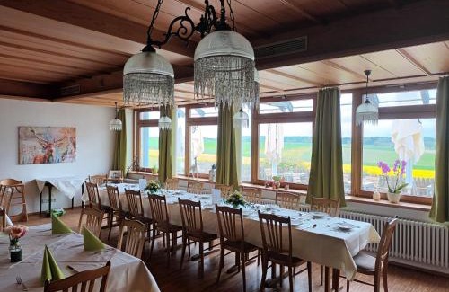 Mehrstetten Hotel | Relax at Landgasthof/Hotel Hirsch im Grünen - Pet Friendly Stay