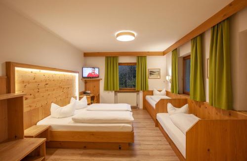 Volders House | Pet-Friendly Retreat at Landgasthof Jagerwirt, 8/10 Rated