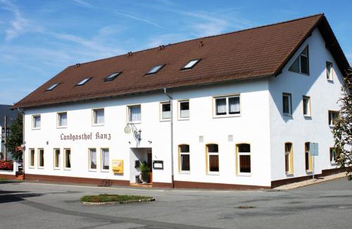 Zollgrun House | Discover Landgasthof Kanz: Family-Friendly & Pet Welcoming