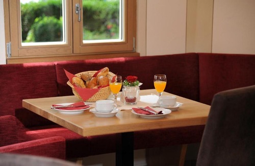 Lichtenfels Hotel | Discover Landgasthof Karolinenhöhe: Guest Rated 9.5/10