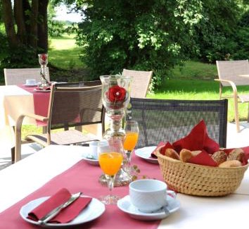 Lichtenfels Hotel | Discover Landgasthof Karolinenhöhe: Guest Rated 9.5/10