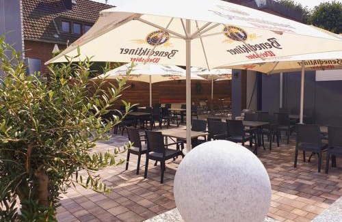 Juechen Hotel | Cozy Landgasthof Kelzenberg: Pet-Friendly with Great Dining