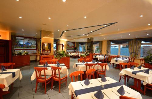 Juechen Hotel | Cozy Landgasthof Kelzenberg: Pet-Friendly with Great Dining