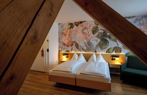 Kappel Hotel | Guest-Favored Landgasthof Kreuz with Family-Friendly Amenities