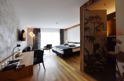 Kappel Hotel | Guest-Favored Landgasthof Kreuz with Family-Friendly Amenities