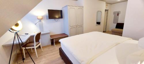 Dechendorf House | Cozy Landgasthof Krug: Family-Friendly & Pet Welcoming