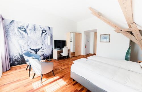 Dietikon District Hotel | Pet-Friendly Retreat at Landgasthof Leuen with Restaurant