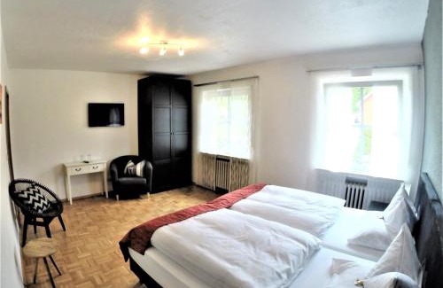 Ralingen Hotel | Welcoming Landgasthof Ralinger Hof: Pet-Friendly Retreat