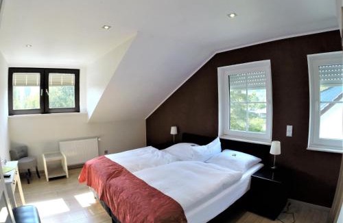Ralingen Hotel | Welcoming Landgasthof Ralinger Hof: Pet-Friendly Retreat