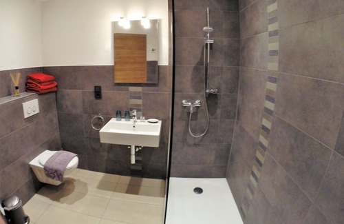 Ralingen Hotel | Discover Comfort at Landgasthof Ralinger Hof: 9/10 Rating