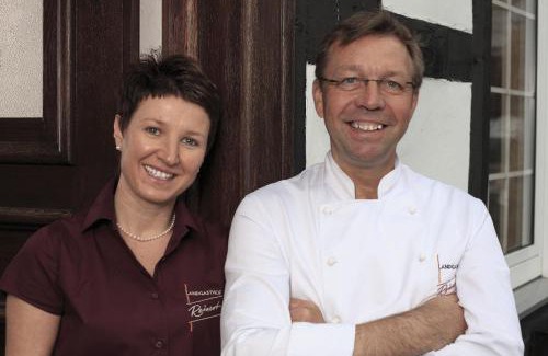 Reiste Apartment | Cozy Landgasthof Reinert: Family-Friendly with Breakfast