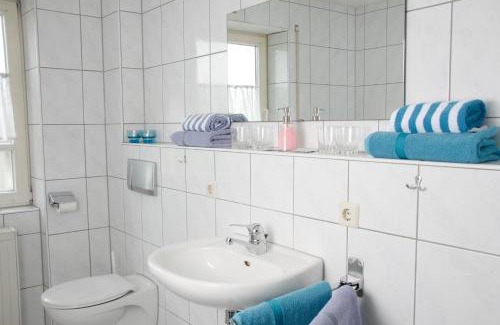 Laubbach Hotel | Comfortable Stay at Landgasthof Schwanen with Breakfast