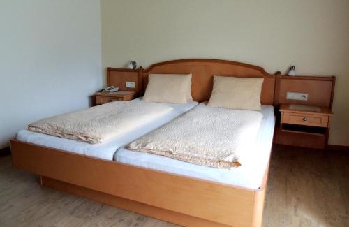 Weißbach bei Lofer Hotel | Discover Landgasthof Seisenbergklamm: Rated 9/10 with Hot Tub