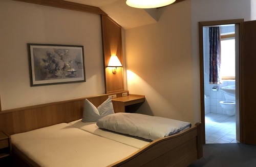 Marktoberdorf Hotel | Discover Landgasthof Voglerwirt: Family-Friendly Retreat