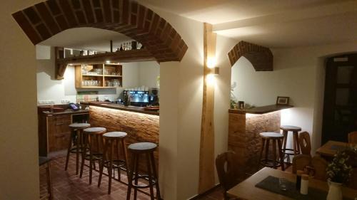 Raila Hotel | Delightful Landgasthof Wetteraperle: Pet-Friendly Retreat