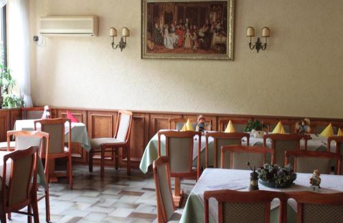 Hohenstein House | Cozy Landgasthof Wiesenmühle: Pet-Friendly Getaway