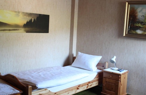 Hohenstein House | Discover Comfort at Landgasthof Wiesenmühle with Restaurant