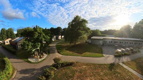 Haelen Apartment | Discover Comfort at Landgoed Leudal with Family-Friendly Amenities