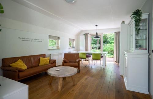 Diever Resort | Discover Landgoed 't Wildryck: Pet-Friendly Retreat with Pool