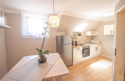 Krumpendorf am Woerther See Apartment | Pet-Friendly Landhaus Appartements Gretl for Family Getaways