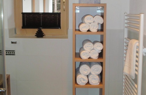 Hainzenberg Apartment | Landhaus Alpenjäger, Ferienwohnung Rehbock
