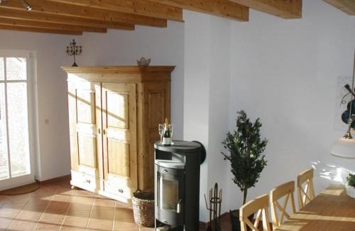 Vilmnitz House | Pet-Friendly Landhaus am Goor: Guest Rated 10/10